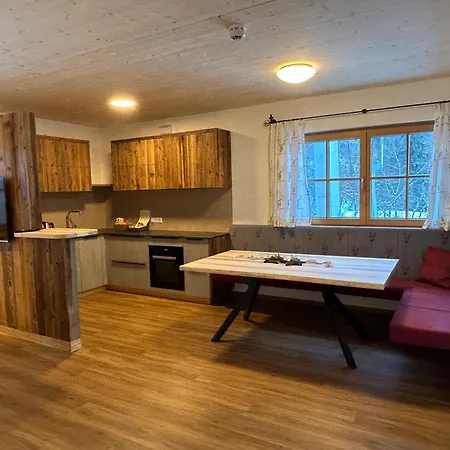 Hotel Jugendhotel Loifarngut *
