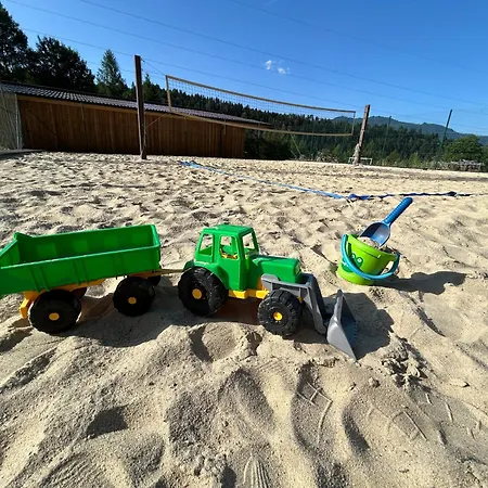 Jugendhotel Loifarngut *